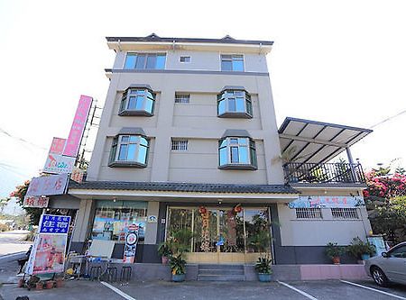 Sakura Homestay Nantou Ngoại thất bức ảnh