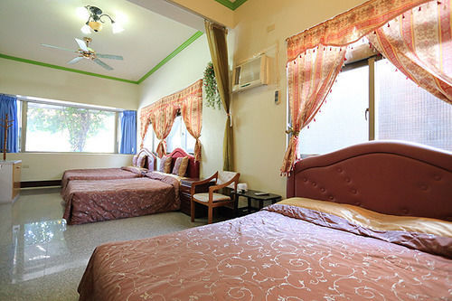 Sakura Homestay Nantou Ngoại thất bức ảnh