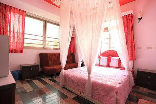 Sakura Homestay Nantou Ngoại thất bức ảnh